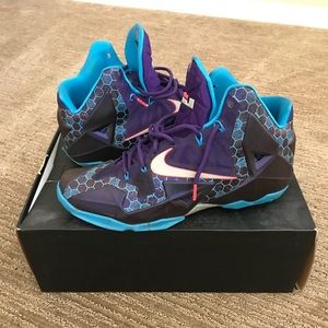Lebron x! Size 13!